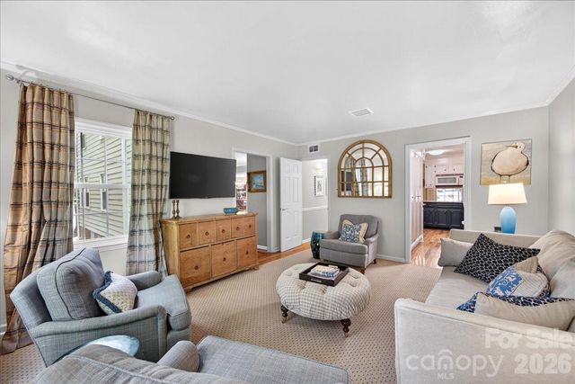 6826 Constitution Lane, Charlotte, NC 28210