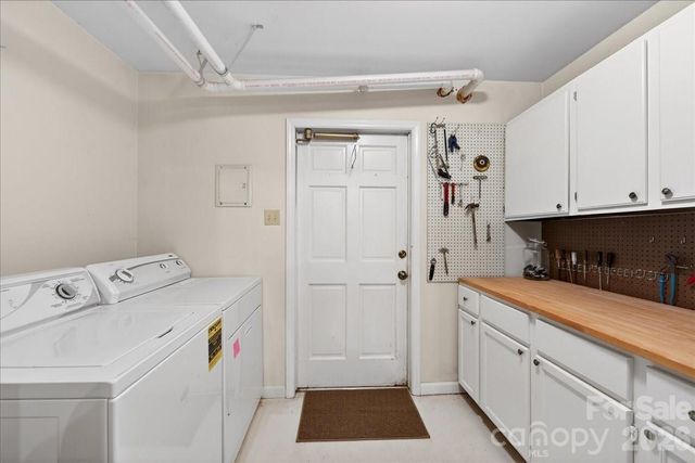 6826 Constitution Lane, Charlotte, NC 28210