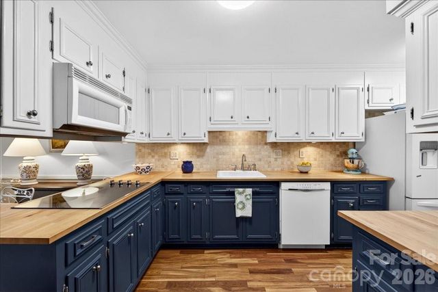 6826 Constitution Lane, Charlotte, NC 28210