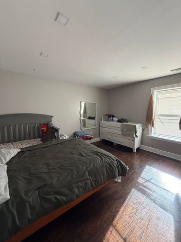 2964 State Street 2, Hamden, CT 06517