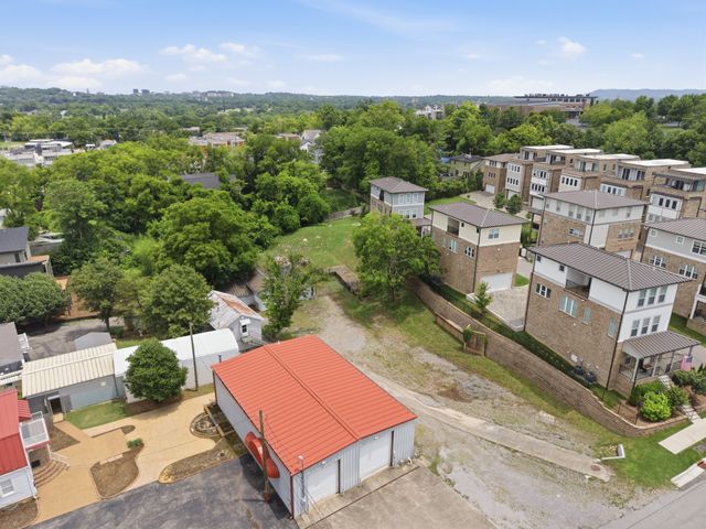 101 Demoss Road, Nashville, TN 37209
