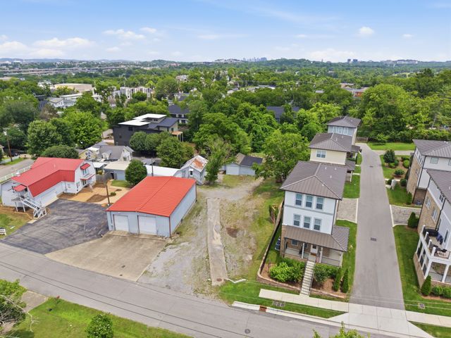 101 Demoss Road, Nashville, TN 37209