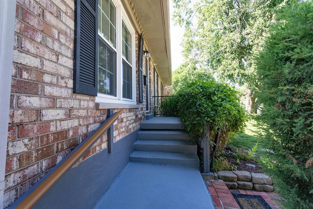 3516 Camelot Drive, Lexington, KY 40517