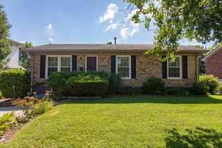 3516 Camelot Drive, Lexington, KY 40517