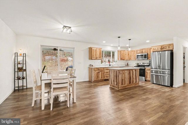 1296 BOWER RD, Shermans Dale, PA 17090