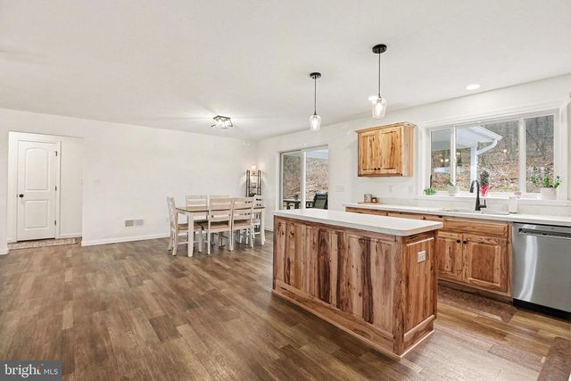 1296 BOWER RD, Shermans Dale, PA 17090