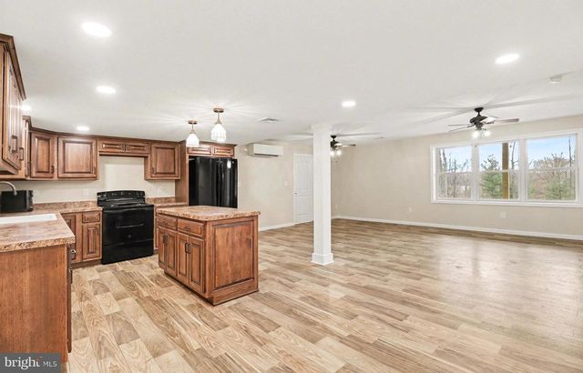 1296 BOWER RD, Shermans Dale, PA 17090