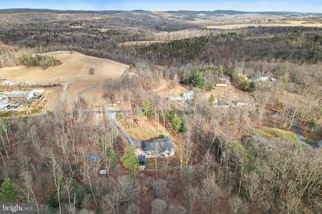 1296 BOWER RD, Shermans Dale, PA 17090