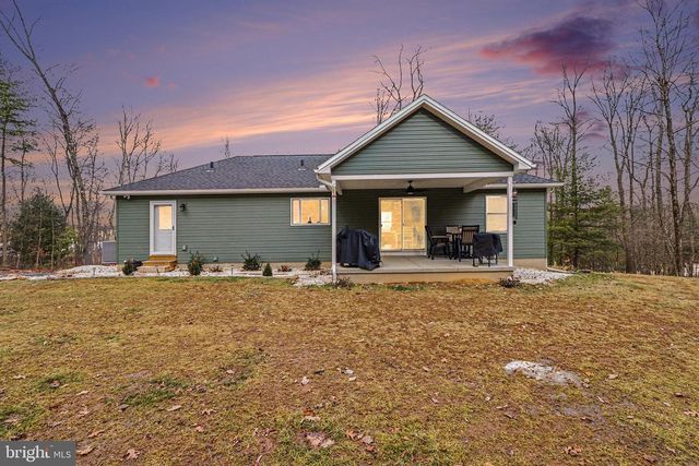 1296 BOWER RD, Shermans Dale, PA 17090