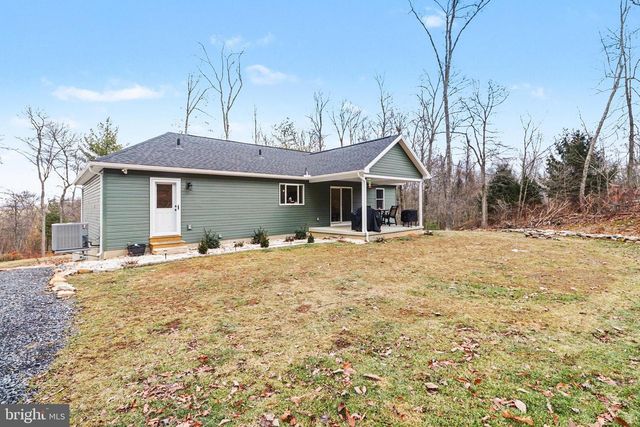 1296 BOWER RD, Shermans Dale, PA 17090