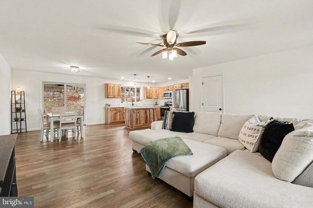 1296 BOWER RD, Shermans Dale, PA 17090