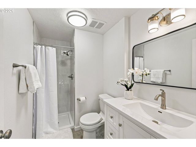 14968 Sw APRIL Ct, Sherwood, OR 97140