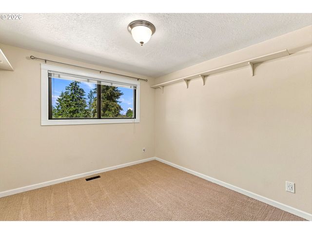 14968 Sw APRIL Ct, Sherwood, OR 97140