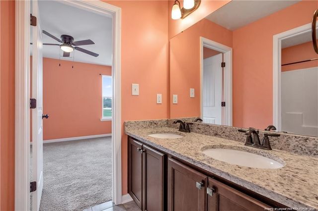 6132 Shannon Woods Way, Hope Mills, NC 28348