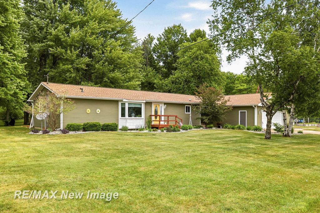 8385 Canada Road, Birch Run Twp, MI 48415