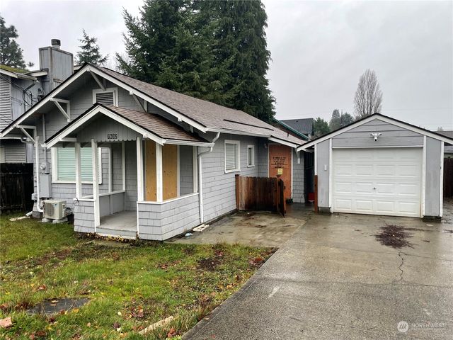 7632 S D Street, Tacoma, WA 98408