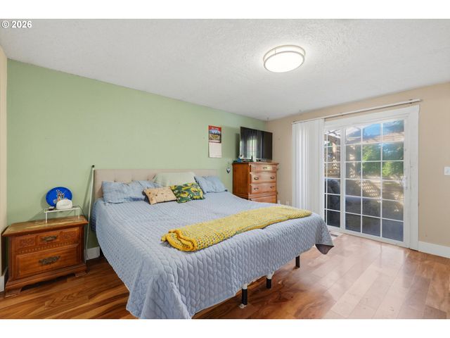 2160 Se PALOMA Dr, Gresham, OR 97080