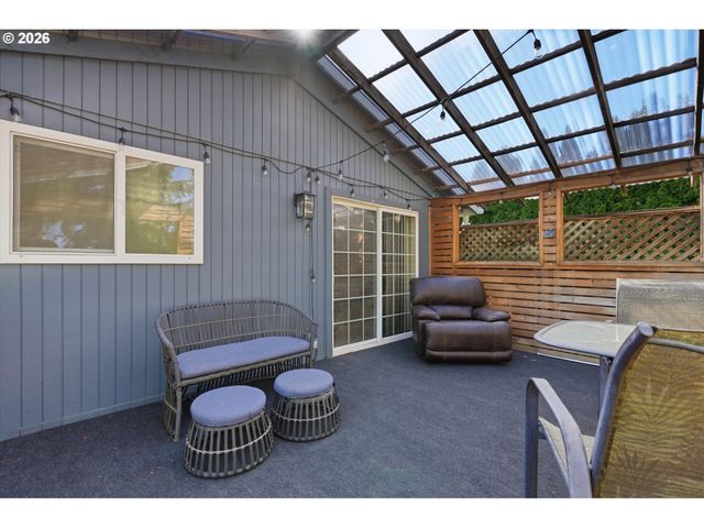 2160 Se PALOMA Dr, Gresham, OR 97080