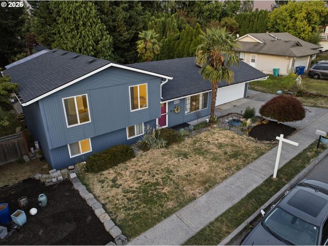 2160 Se PALOMA Dr, Gresham, OR 97080