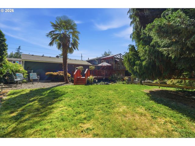 2160 Se PALOMA Dr, Gresham, OR 97080