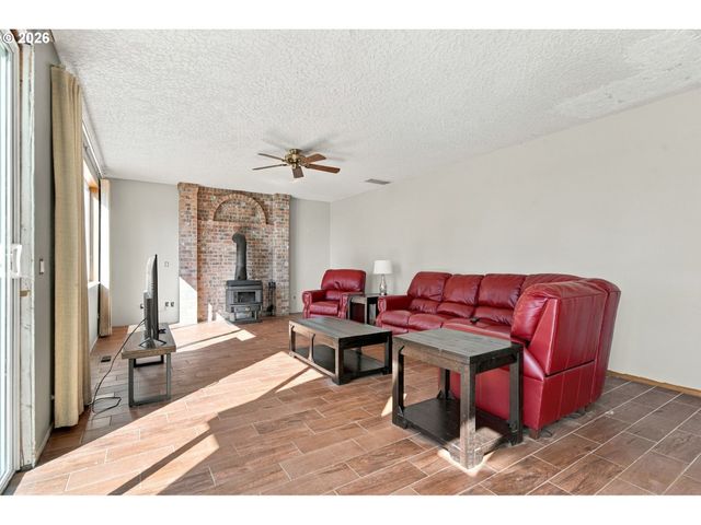 24500 Ne LIBERTY Dr, Battle Ground, WA 98604