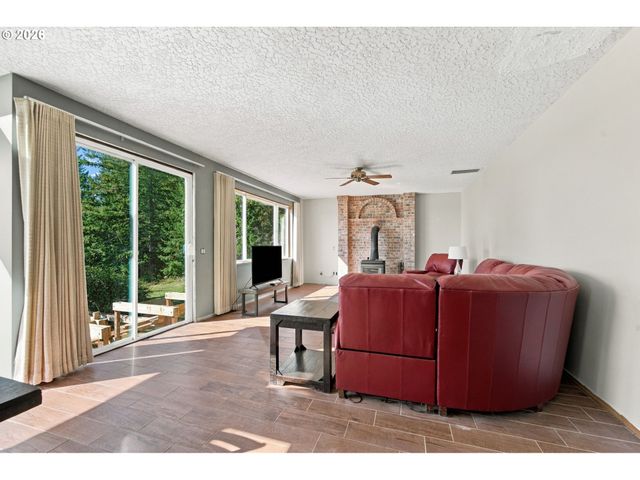 24500 Ne LIBERTY Dr, Battle Ground, WA 98604