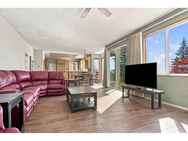 24500 Ne LIBERTY Dr, Battle Ground, WA 98604