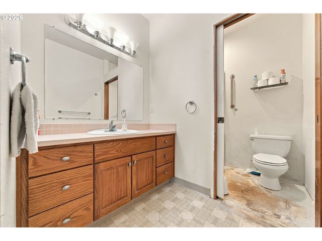 24500 Ne LIBERTY Dr, Battle Ground, WA 98604