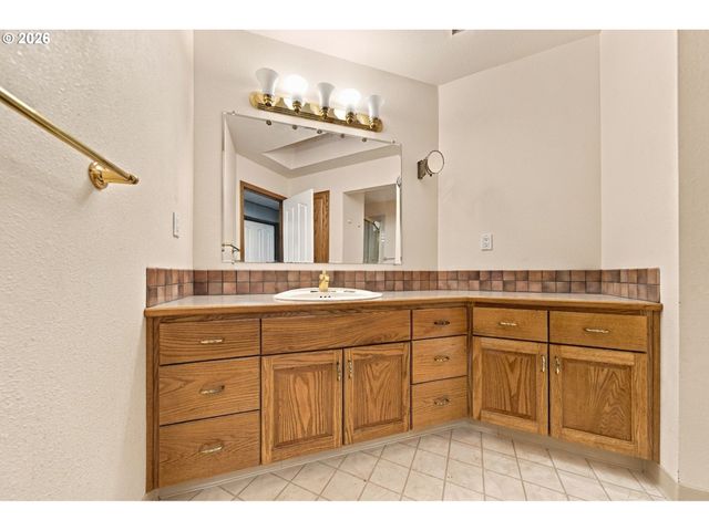 24500 Ne LIBERTY Dr, Battle Ground, WA 98604