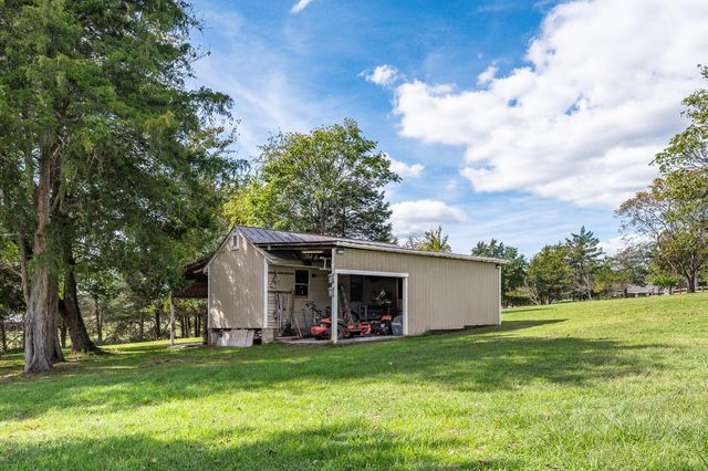 14431 Wyatts WAY, Huddleston, VA 24104