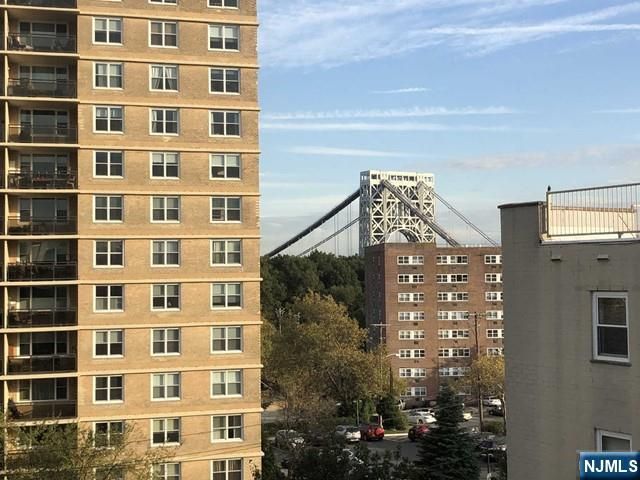 2205 N Central Road 5A, Fort Lee, NJ 07024