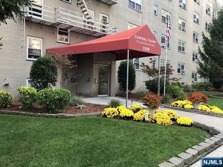 2205 N Central Road 5A, Fort Lee, NJ 07024