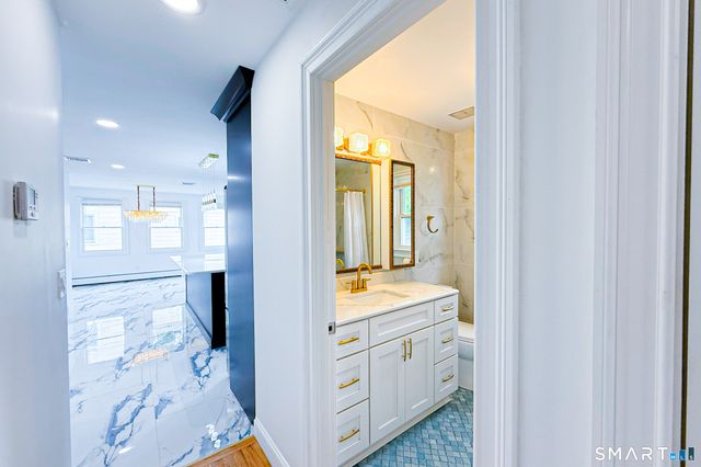 34 River Street, East Haven, CT 06512