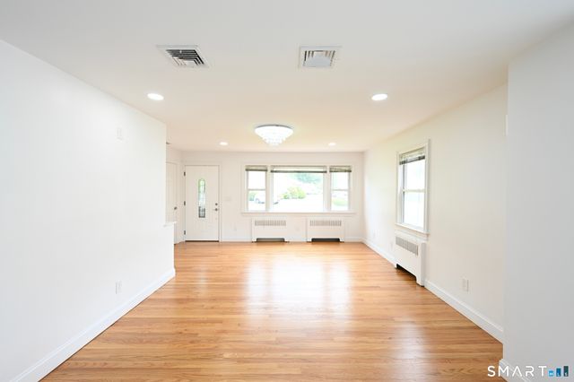 34 River Street, East Haven, CT 06512