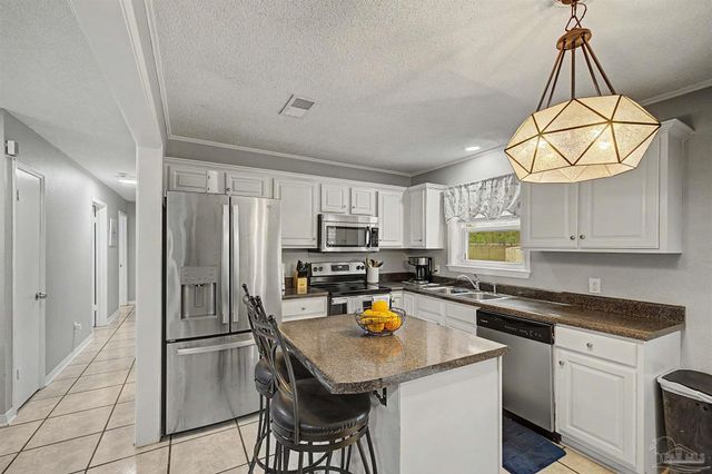 1200 Cheyenne Cir, Pensacola, FL 32505