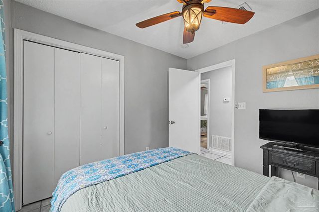 1200 Cheyenne Cir, Pensacola, FL 32505