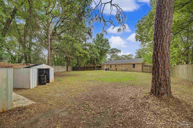 1200 Cheyenne Cir, Pensacola, FL 32505