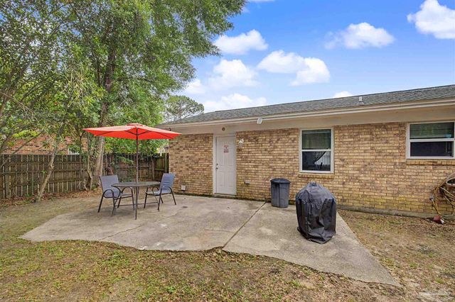 1200 Cheyenne Cir, Pensacola, FL 32505