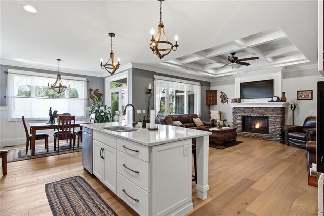 4227 Harless Road, Eau Claire, WI 54701