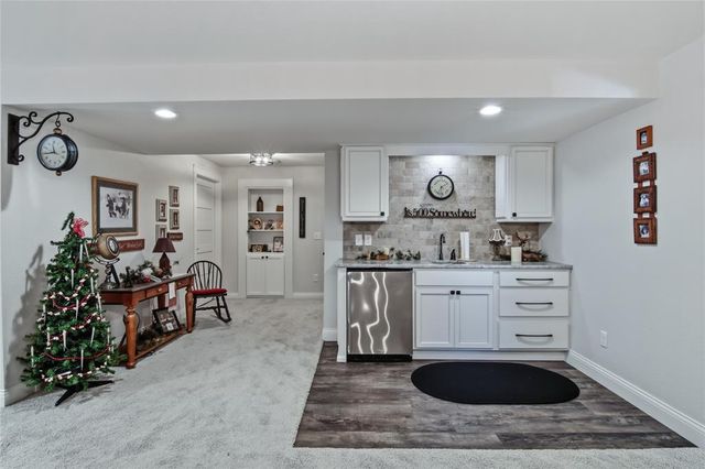 4227 Harless Road, Eau Claire, WI 54701