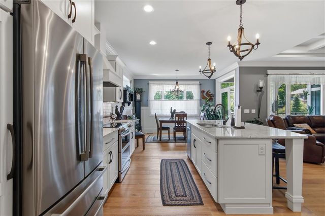 4227 Harless Road, Eau Claire, WI 54701