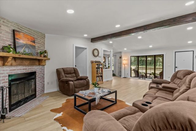 1227 Brushy Rd, Centerville, TN 37033