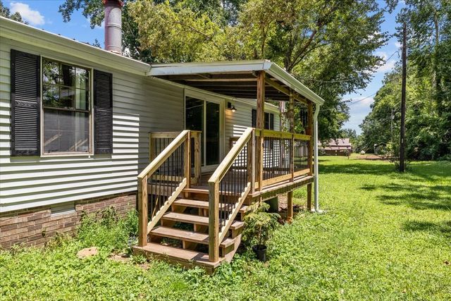 1227 Brushy Rd, Centerville, TN 37033