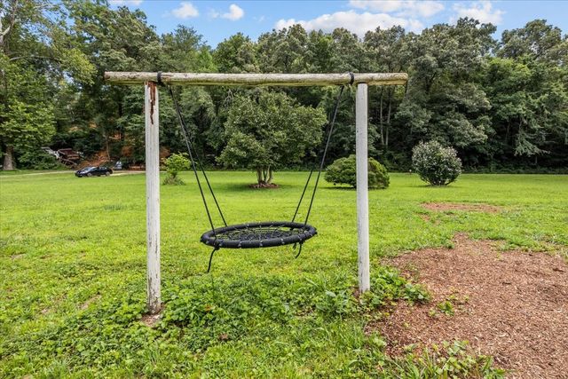 1227 Brushy Rd, Centerville, TN 37033