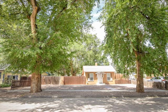 1023 S 3rd St, Canon City, CO 81212