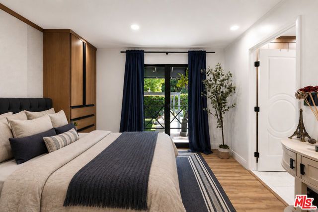 2300 Benedict Canyon Drive, Beverly Hills, CA 90210