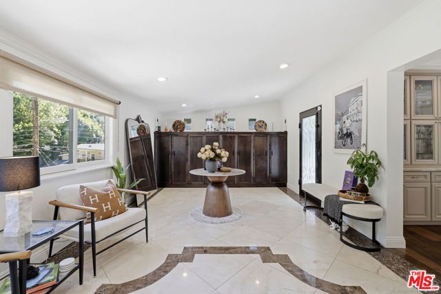 2300 Benedict Canyon Drive, Beverly Hills, CA 90210