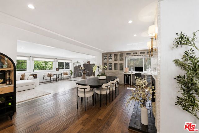 2300 Benedict Canyon Drive, Beverly Hills, CA 90210
