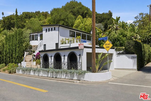 2300 Benedict Canyon Drive, Beverly Hills, CA 90210