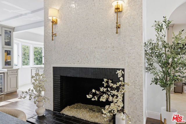 2300 Benedict Canyon Drive, Beverly Hills, CA 90210
